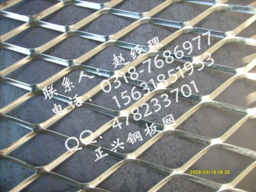 厂家生产冲孔钢板网 小钢板网 镀锌钢板网