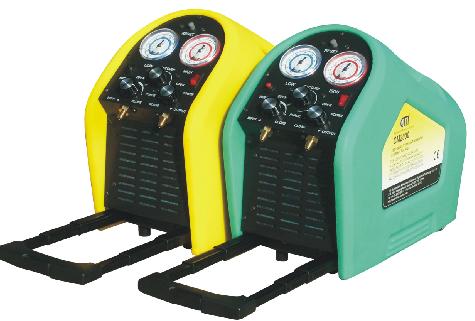 CM2000A便携式制冷剂回收加注机