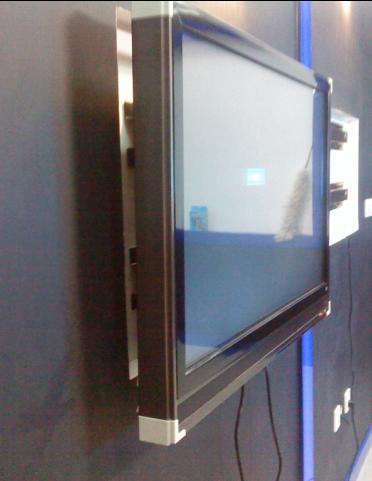 广州32寸触摸电视电脑一体机，支持WIN7系统多点触控