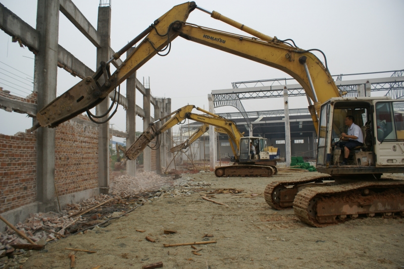 苏州钢结构拆除 专业拆除苏州废旧厂房 上海厂房拆除